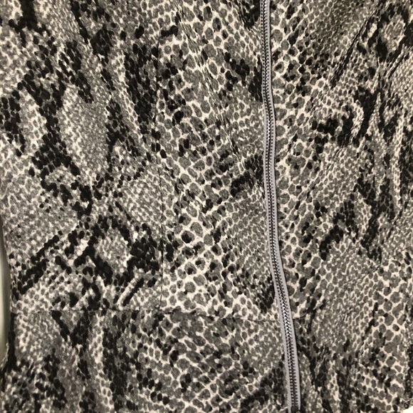 Ann Taylor print blouse - Picture 5 of 6